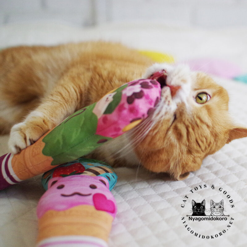 Matatabi Ice Cream Cat Toy with Silvervine Nyagomidokoro